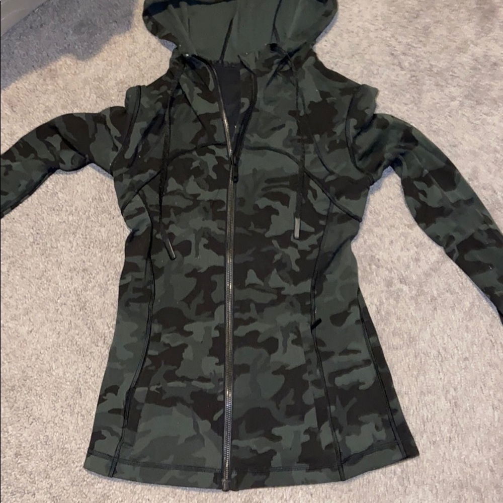 Hooded define jacket  *Nulu size 6